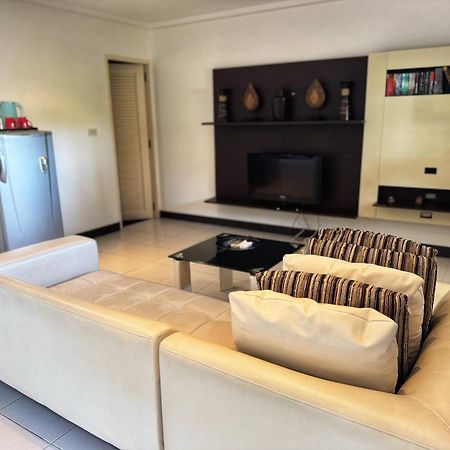 Serenity Lakeside Resort Kathu Extérieur photo